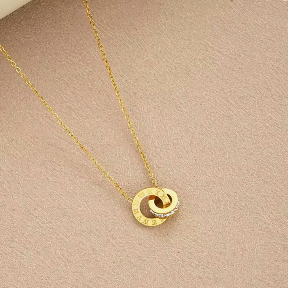 2/$30 Brand new Interlocking Circle Necklace